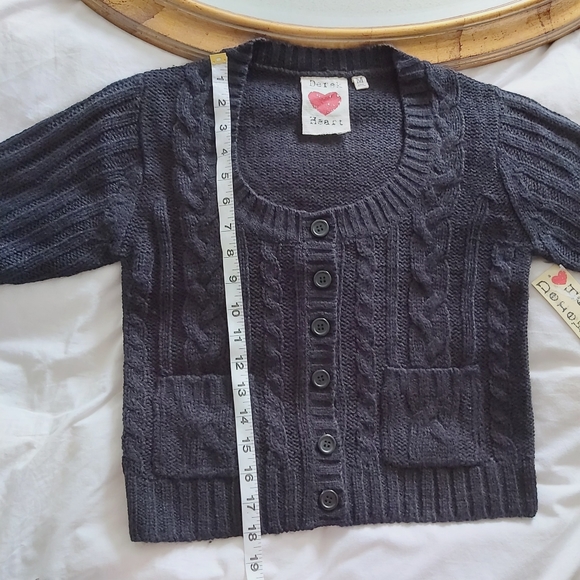 ✨🆕 Y2K Black Short Sleeve Knit Cardigan - Picture 4 of 7